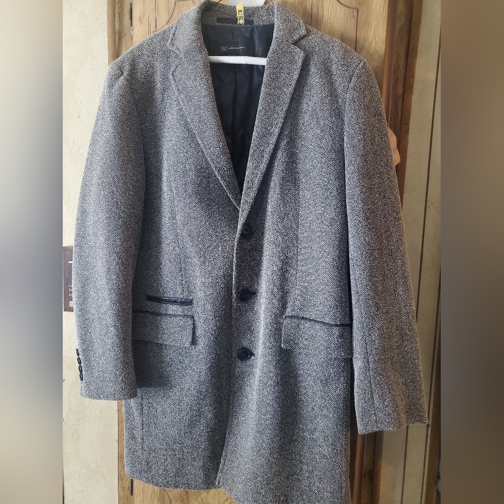 International concept coat